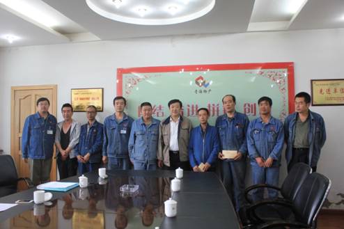 青海物產集團黨委開展慶祝建黨95周年，走訪慰問