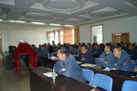 物產(chǎn)工投黨委召開“黨的建設(shè)年”活動動員部署及推進工作大會